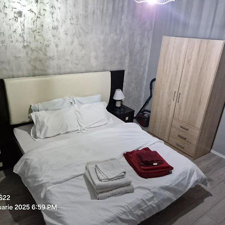 Ferienwohnung Centrul Vechi Brăila Exterior foto